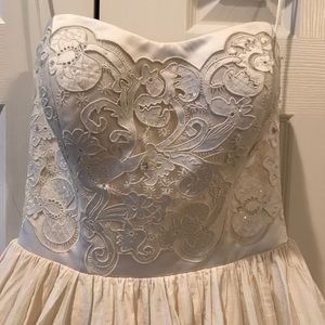 Used wedding dress (Vineyard Collection)